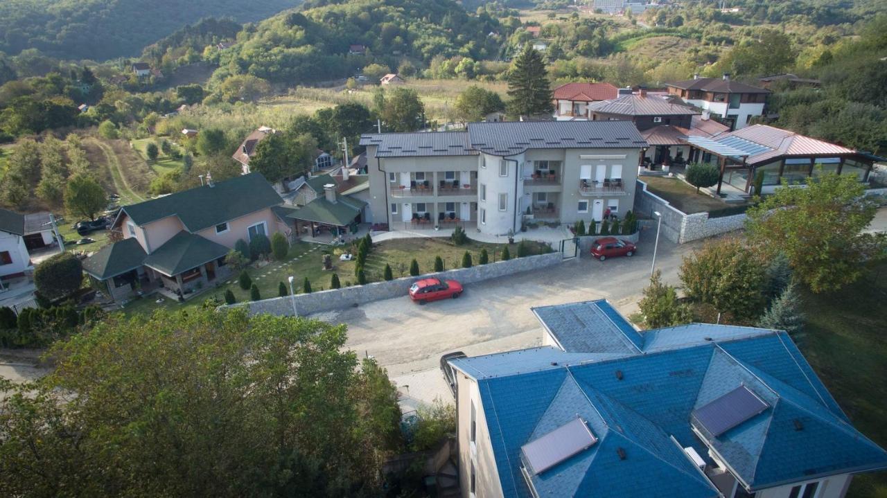 Apartamento Simica Cose Vrdnik Exterior foto